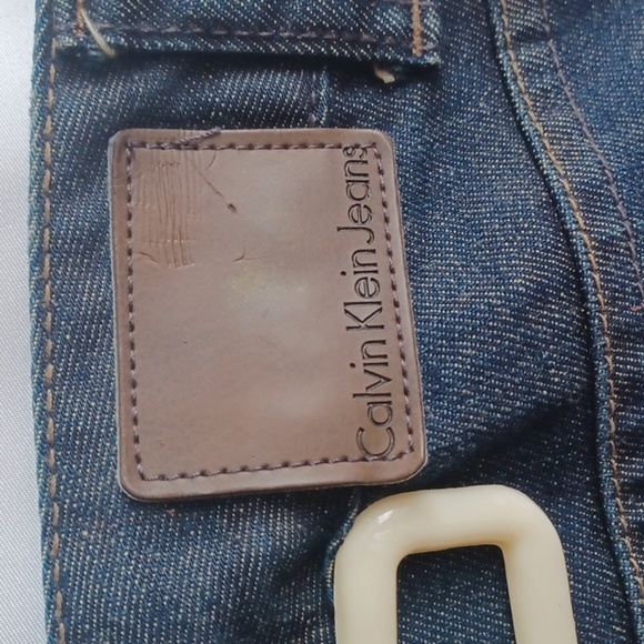 Calvin Klein Lean Boot Jeans, Women's Size 30/10x29" Long, 9" Rise, Raw Hem - Picture 5 of 7